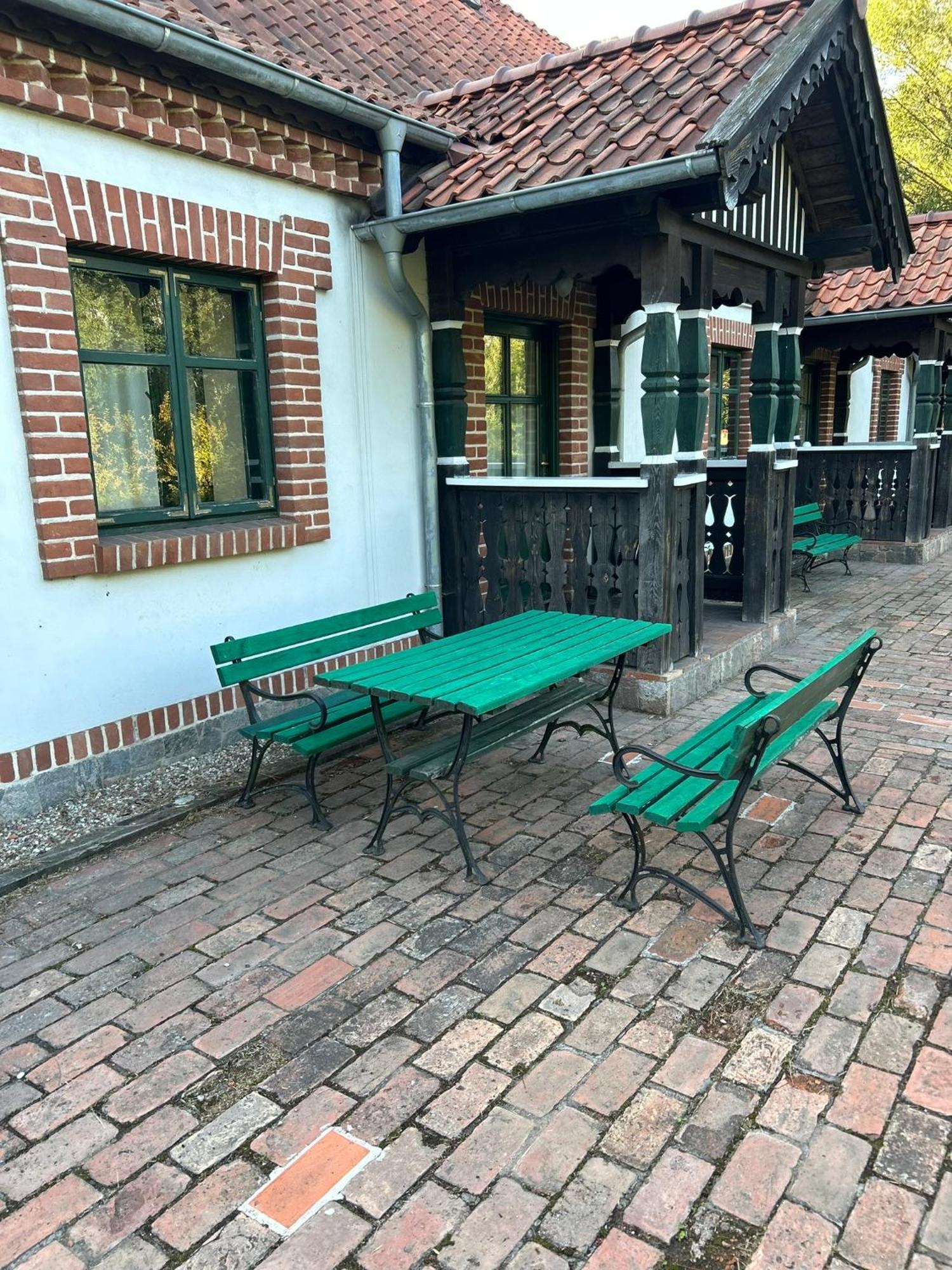 Folwark Milkowiec Golebiewo Exterior foto
